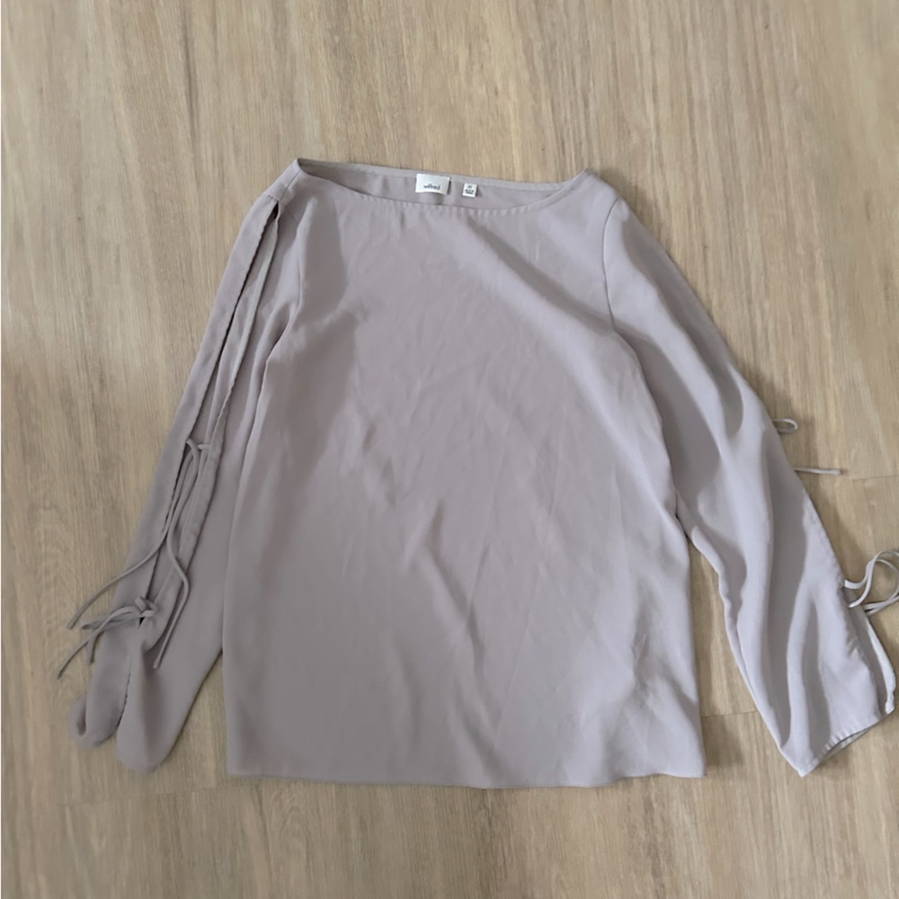 Aritzia Wilfred Blouse with Tied Sleeves